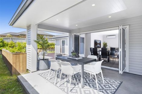 Photo of property in 19 Puhirake Crescent, Pyes Pa, Tauranga, 3112