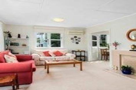 Photo of property in 49 Taylor Terrace, Tawa, Wellington, 5028