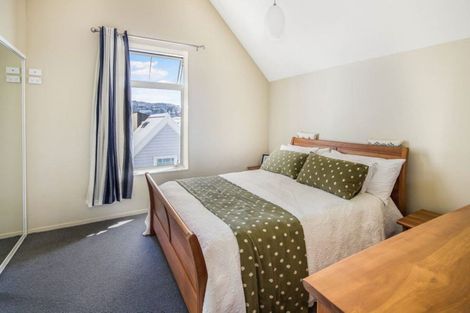 Photo of property in Pirie Street Townhouses, 27/35 Pirie Street, Mount Victoria, Wellington, 6011