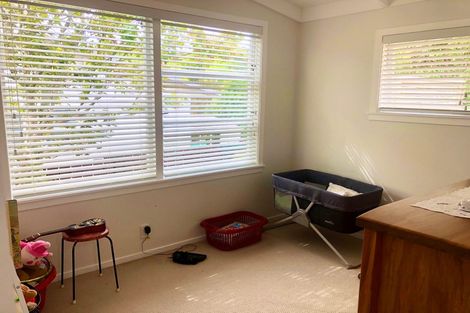 Photo of property in 104 Aeroview Drive, Beach Haven, Auckland, 0626