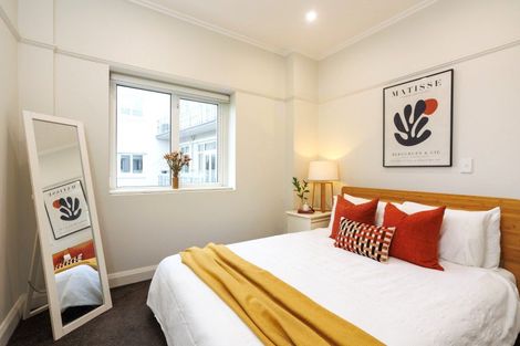 Photo of property in Fountain Court, 13/48 Oriental Parade, Oriental Bay, Wellington, 6011