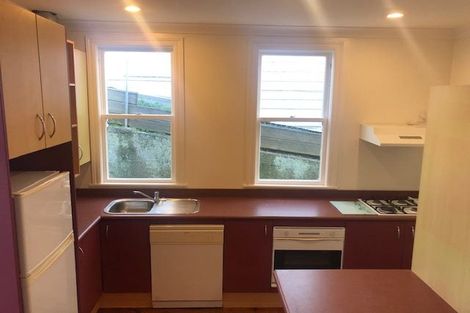 Photo of property in 9 Connaught Terrace, Brooklyn, Wellington, 6021