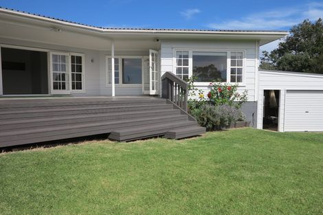 Photo of property in 12 Dowling Place, Pakuranga, Auckland, 2010