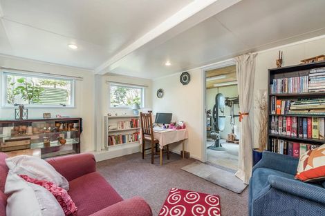 Photo of property in 3 Kanuka Road, Sandspit, Warkworth, 0982