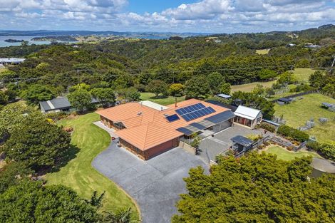 Photo of property in 121 Owhiwa Road, Parua Bay, Onerahi, 0192