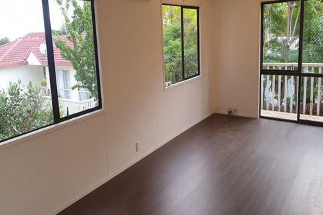 Photo of property in 62 Bradbury Road, Botany Downs, Auckland, 2010