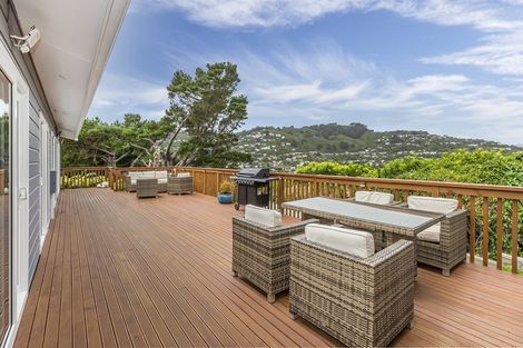 Photo of property in 4 Kilgour Way, Crofton Downs, Wellington, 6035