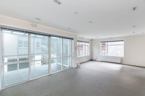 Photo of property in 12a Glenmore Street, Thorndon, Wellington, 6011