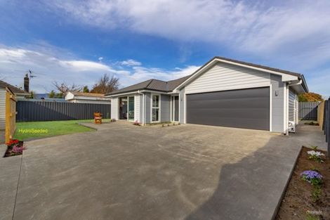 Photo of property in 33a Sheridan Crescent, Trentham, Upper Hutt, 5018
