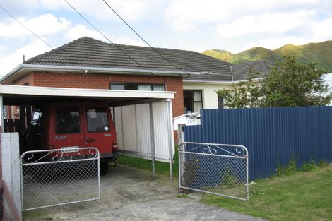 Photo of property in 72 Bell Road, Waiwhetu, Lower Hutt, 5010