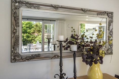 Photo of property in 37 Kiwi Road, Stanley Point, Auckland, 0624