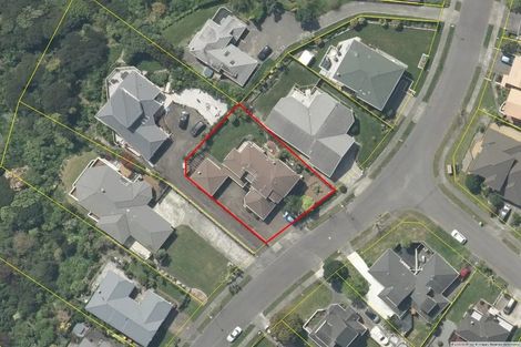 Photo of property in 2/42 Spyglass Lane, Whitby, Porirua, 5024
