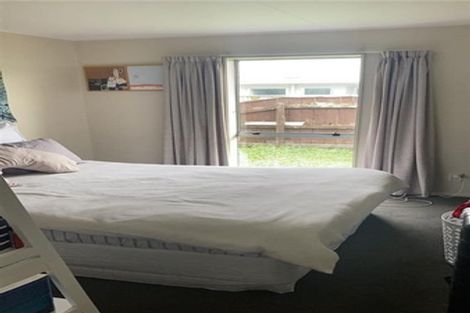 Photo of property in 32 Grenville Street, Levin, 5510