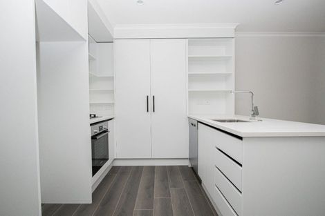 Photo of property in 12/14 Ruakiwi Road, Hamilton Lake, Hamilton, 3204