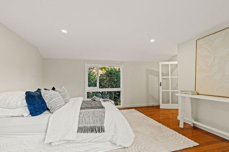 Photo of property in 77 Valley Road, Cashmere, Christchurch, 8022