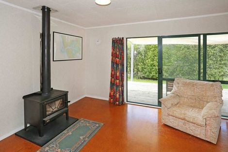 Photo of property in 10 Mackinnon Road, Manukau Heads, Waiuku, 2684