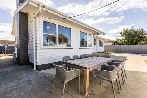 Photo of property in 3 Cranby Crescent, Onekawa, Napier, 4110