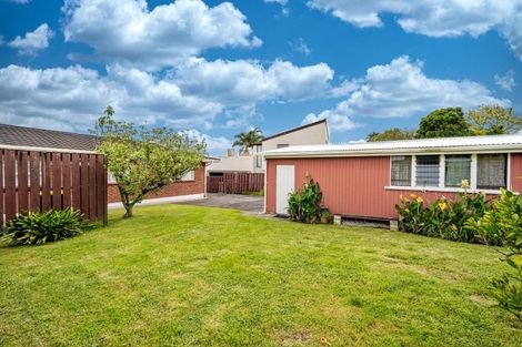 Photo of property in 41 Bramley Drive, Farm Cove, Auckland, 2012