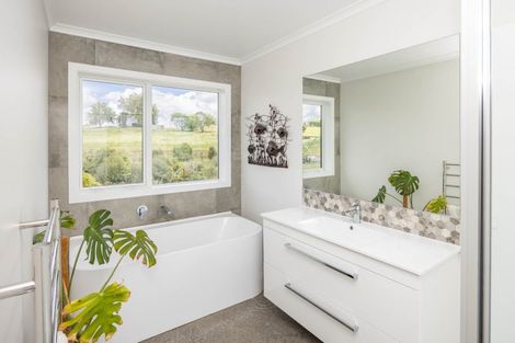 Photo of property in 420 Parklands Road, Rotoorangi, Te Awamutu, 3879