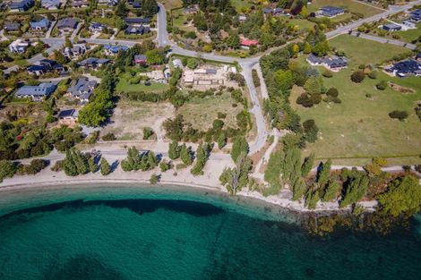Photo of property in 333 Beacon Point Road, Wanaka, 9305