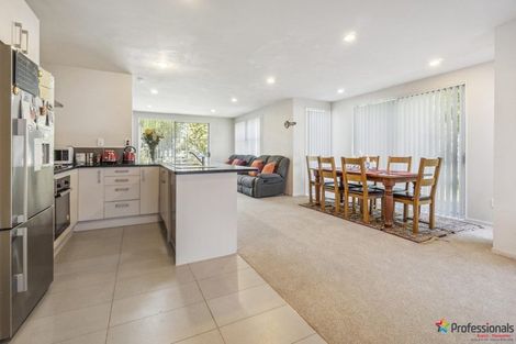 Photo of property in 192 Porchester Road, Takanini, 2112