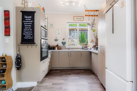 Photo of property in 125a King Street, Hikurangi, 0114