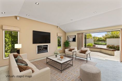 Photo of property in 3c Kinross Drive, Merrilands, New Plymouth, 4312