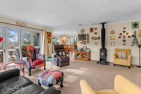 Photo of property in 16 Nikau Lane, Maungaturoto, 0520