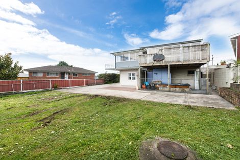 Photo of property in 91 Waimumu Road, Massey, Auckland, 0614