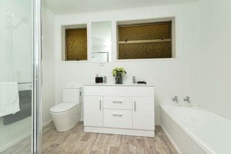 Photo of property in 952a Heaphy Terrace, Fairfield, Hamilton, 3214