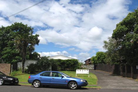 Photo of property in 4/16 Otakau Road, Milford, Auckland, 0620