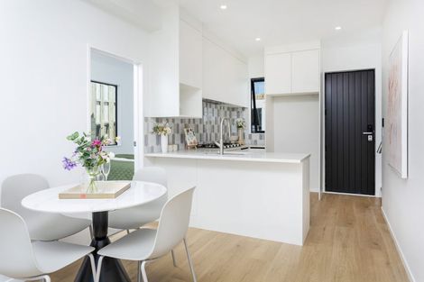 Photo of property in 58 County Road, Torbay, Auckland, 0630