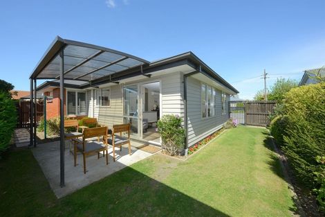 Photo of property in 1/14 Wittys Road, Avonhead, Christchurch, 8042