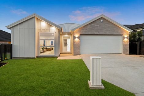 Photo of property in 39 Muster Road, Pukekohe, 2120