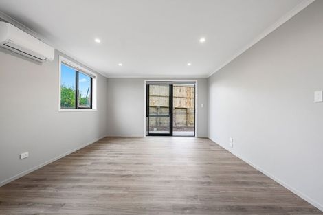 Photo of property in 27 Waruhia Crescent, Rototuna North, 3281