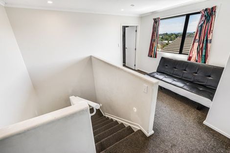 Photo of property in 35 Cabourne Drive, Glenview, Hamilton, 3206