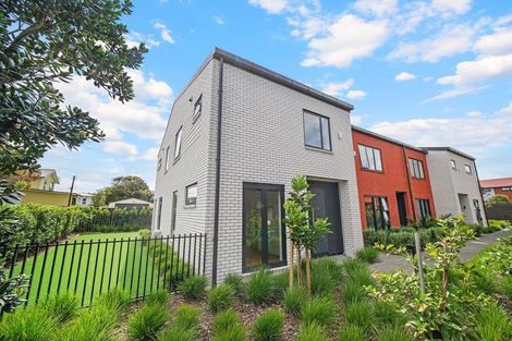 Photo of property in 4d Treasury Place, Onehunga, Auckland, 1061