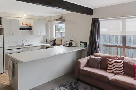 Photo of property in 5/103 Rongotai Road, Kilbirnie, Wellington, 6022