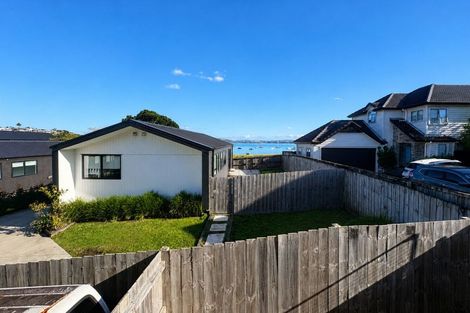 Photo of property in 141 Bucklands Beach Road, Bucklands Beach, Auckland, 2012