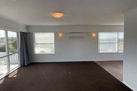 Photo of property in 3 Alton Avenue, Hillcrest, Auckland, 0627