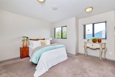 Photo of property in 7 Roberts Road, Te Atatu South, Auckland, 0610