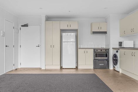 Photo of property in 14f/30 Westward Ho, Glen Eden, Auckland, 0602