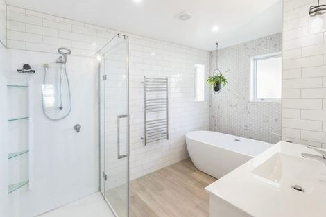 Photo of property in 30 Chateau Drive, Burnside, Christchurch, 8053