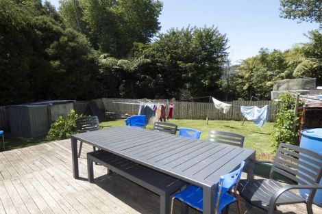 Photo of property in 12 Hamua Place, Waitara, 4320