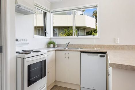 Photo of property in 2/67 Brigantine Drive, Beach Haven, Auckland, 0626