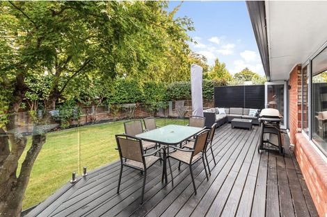 Photo of property in 3 Willowbrook Place, Fendalton, Christchurch, 8052