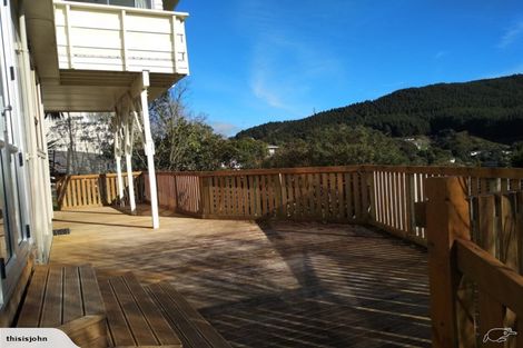 Photo of property in 84 Taylor Terrace, Tawa, Wellington, 5028