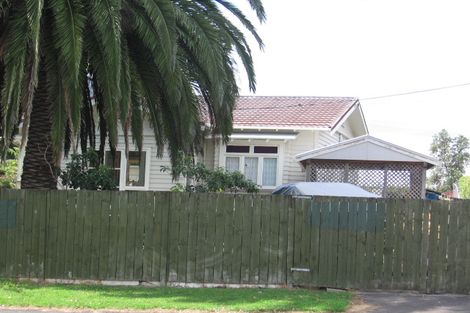 Photo of property in 95 Archibald Road, Kelston, Auckland, 0602
