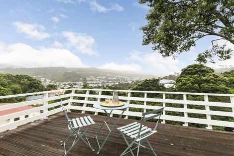 Photo of property in 22 Liffey Crescent, Island Bay, Wellington, 6023