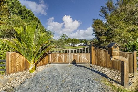 Photo of property in 859 Kaipara Coast Highway, Kaukapakapa, 0873